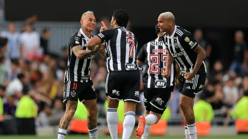 Polémico jugador brasileño será rival de Colo Colo en Libertadores.