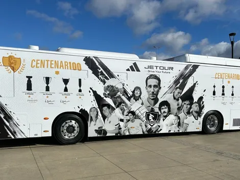 ¿Tierra, mar o por Argentina? Así llegó el bus museo de Colo Colo a Punta Arenas