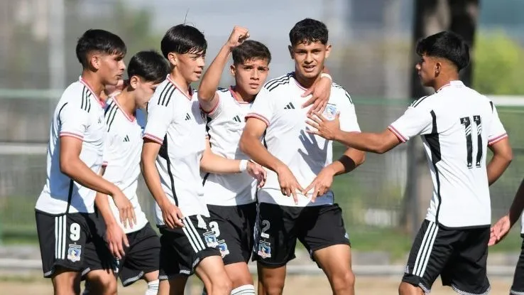 Agustín Silva (camiseta 2), es el jugador más joven de Colo Colo para la Copa Libertadores.