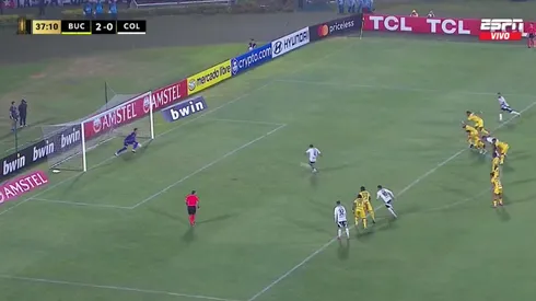 Colo Colo logró descontar ante Bucaramanga.