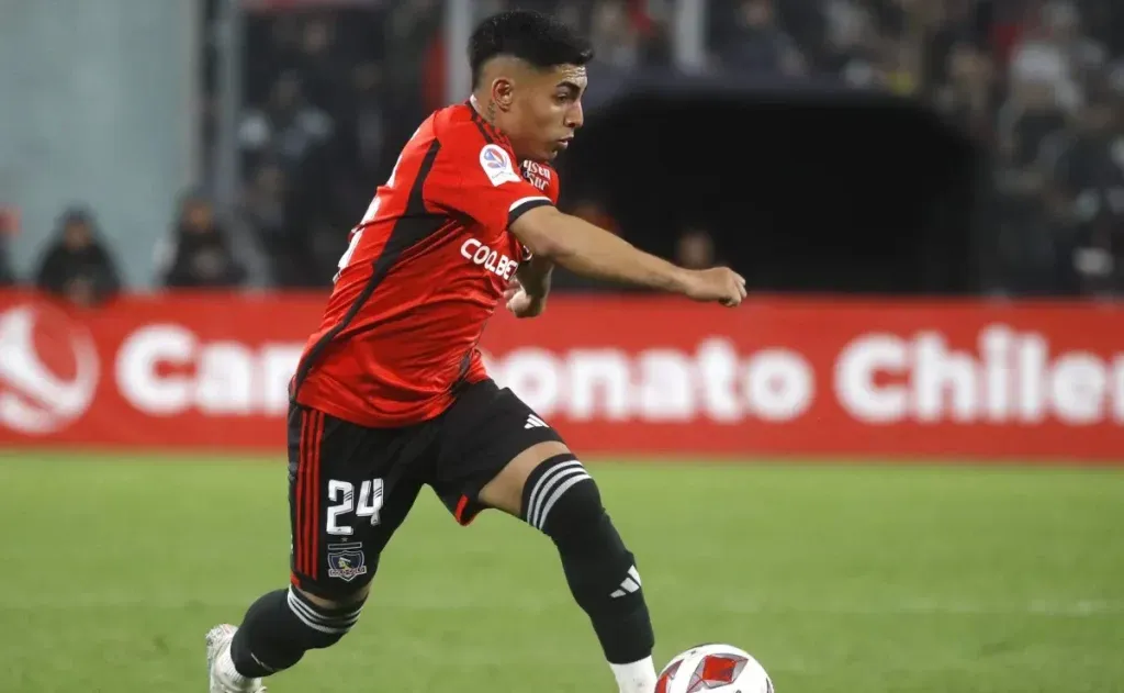 Thompson busca darle un giro a su carrera profesional. | Imagen: Photosport.