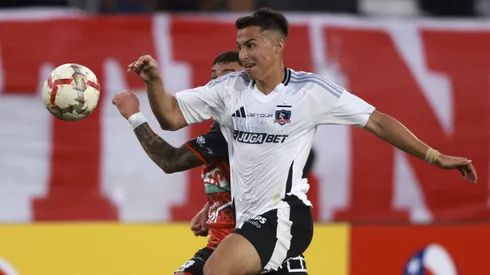 Jorge Almirón explica el cambio de puesto de Jonathan Villagra en Colo Colo.