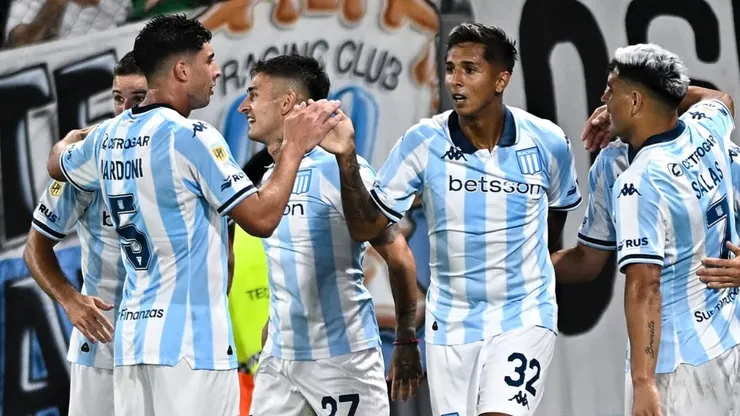 Racing Club sufre importante baja y es duda para enfrentar a Colo Colo por Libertadores.