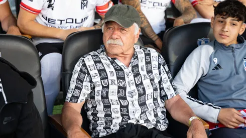 La reacción de Carlos Caszely por el cambio de horario en el Superclásico entre Colo Colo y la U.