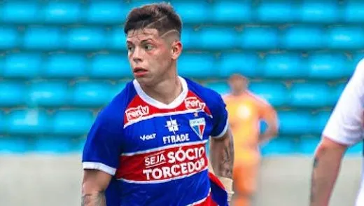 Tomás Roco jugando en Fortaleza