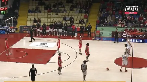 Colo Colo básquet recordó a los hincas fallecidos en el Monumental.