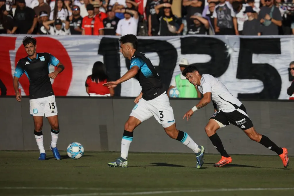 Colo Colo vs Racing Club en amistoso de pretemporada. (Foto: Photosport)