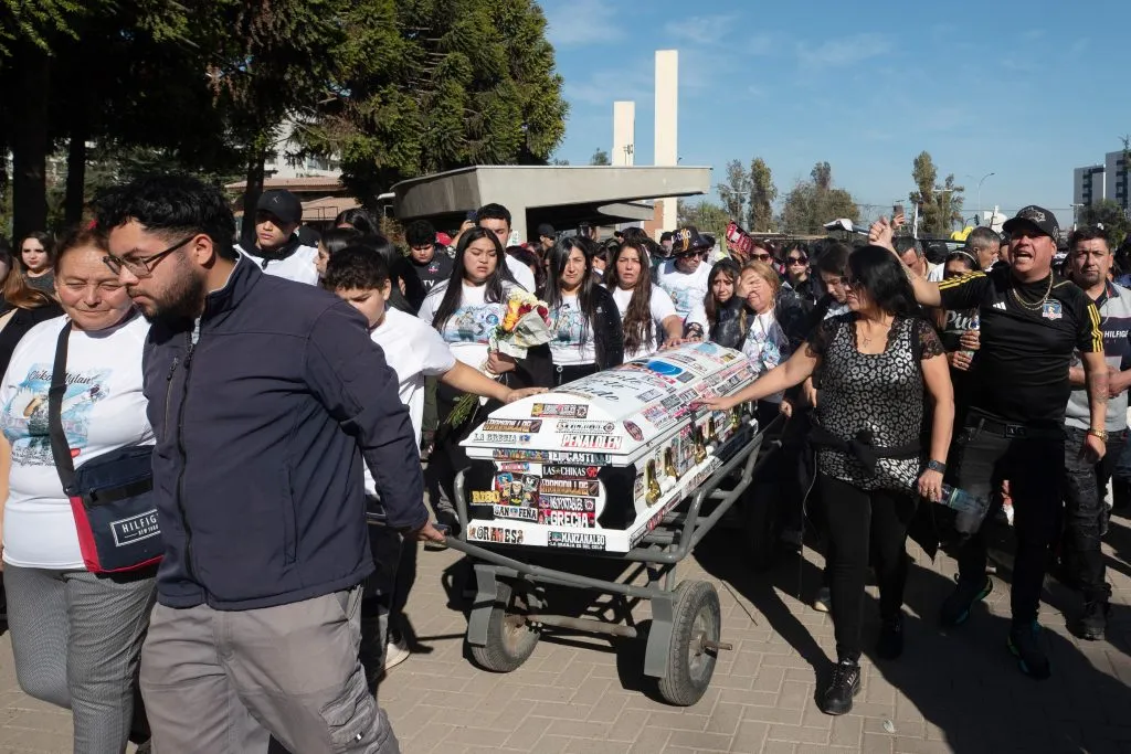 Funerales de menor fallecido. (Foto: Photosport)