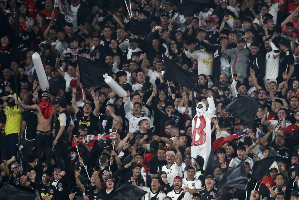 Los hinchas de Colo Colo acudieron en masa a Brasil