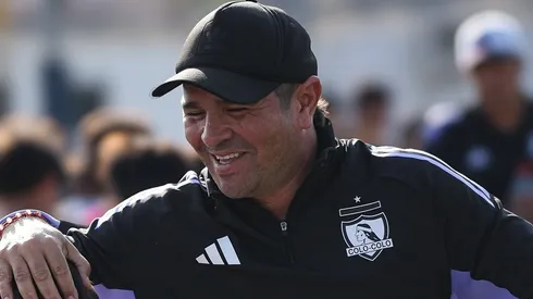 Nuevos juveniles de Colo Colo firmaron sus primeros contratos.