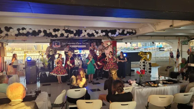 María Colo Colo en la celebración de sus 90 años en el Estadio Monumental.