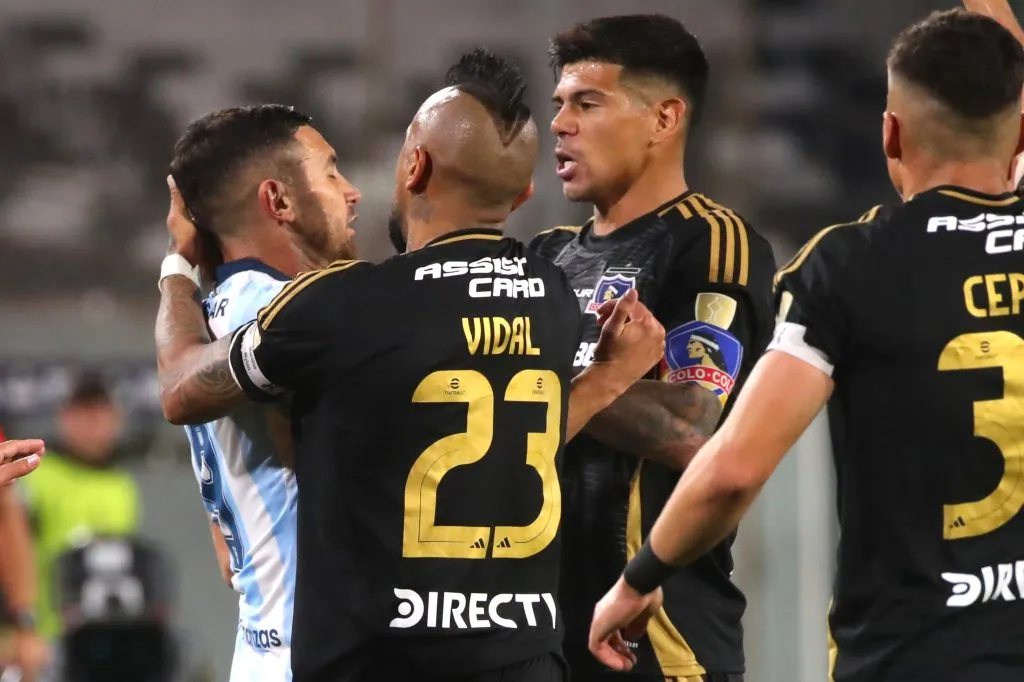 Esteban Pavez quedó amargado tras el empate de Colo Colo