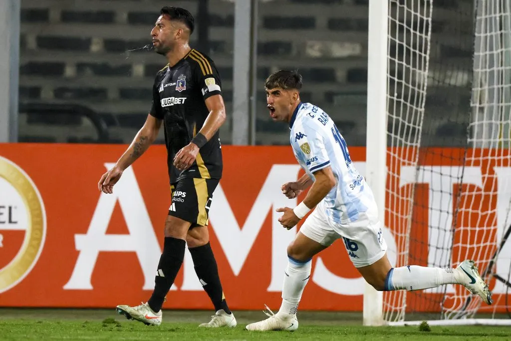 Martín Barrios empató el partido para Racing vs Colo Colo.
