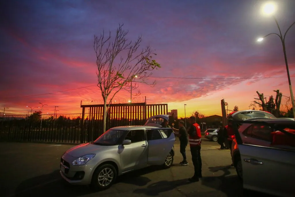 Medidas de seguridad en el Monumental a mediados de semana. (Foto: Photosport)