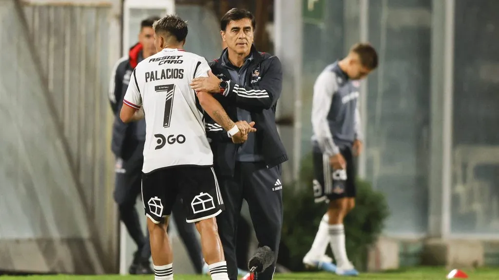 Gustavo Quinteros y Carlos Palacios en Colo Colo