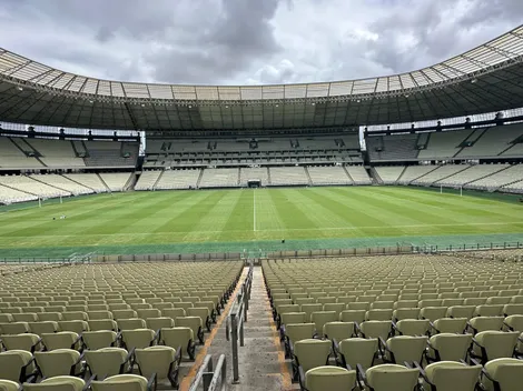 Así luce la cancha del Arena Castelao, a días del duelo entre Colo Colo y Fortaleza