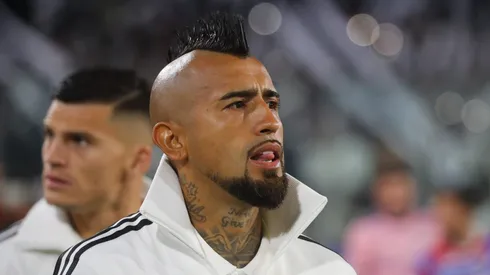 Arturo Vidal dio la cara por sus compañeros en Colo Colo.