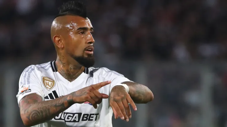 Arturo Vidal se incomodó por las consultas de los hinchas.