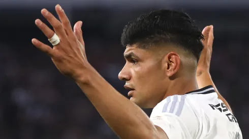 Vélez Sarsfield no se rinde e insiste por Claudio Aquino.