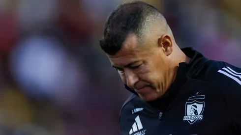 Encuesta: ¿Se debe ir Jorge Almirón de la banca de Colo Colo?