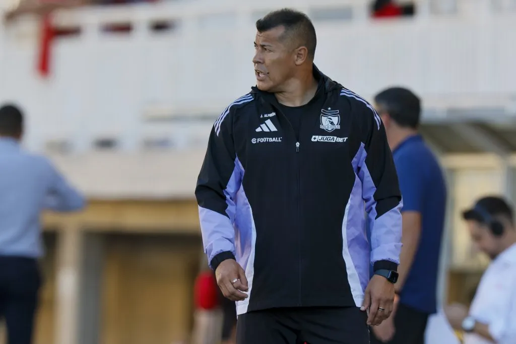 Jorge Almirón realizó un extraño cambio antes de Colo Colo vs Limache.
