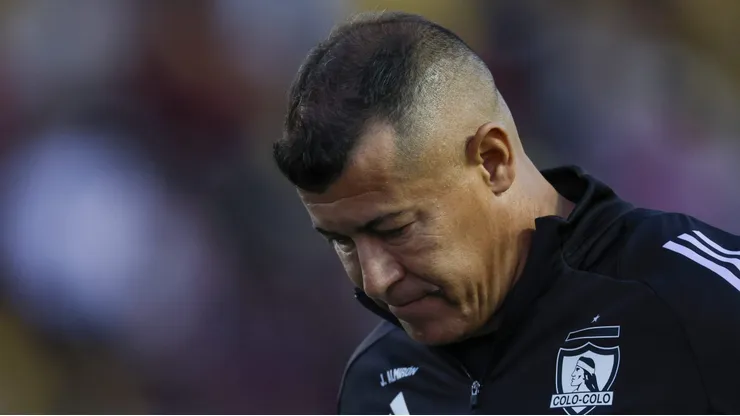 Jorge Almirón puede tener importante baja en Colo Colo vs Racing.