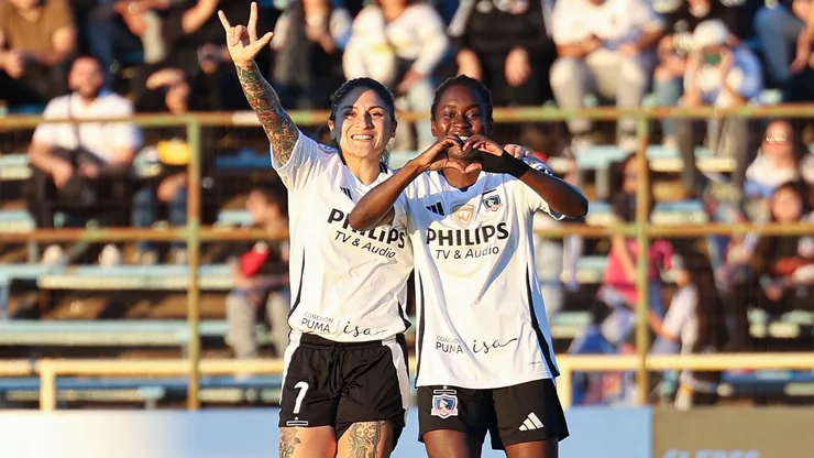 Colo Colo Femenino visita a Recoleta.