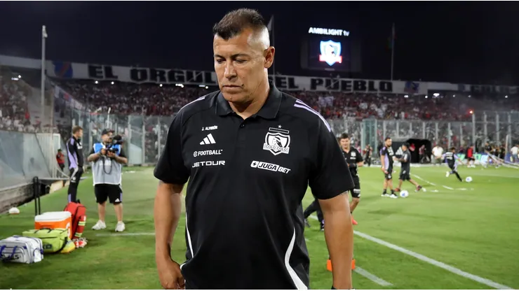 ¿Renuncia? La decisión de Jorge Almirón si Colo Colo cae con Racing por Copa Libertadores.