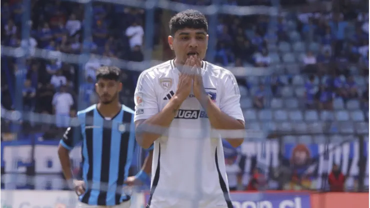 Claudio Aquino reconoce contactos con Vélez y define su futuro en Colo Colo.