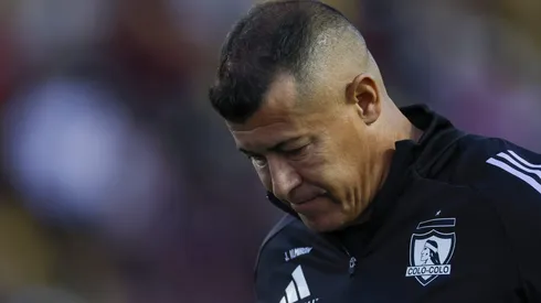 Jorge Almirón reunido con la dirigencia de Blanco y Negro.