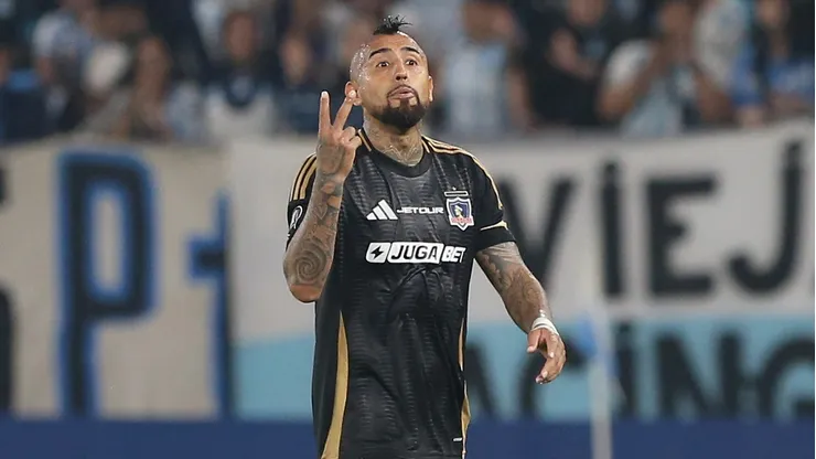La ácida crítica de Claudio Borghi a Arturo Vidal tras su expulsión en caída de Colo Colo.