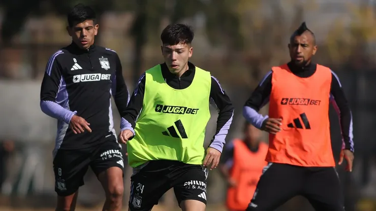 La práctica de Jorge Almirón en Colo Colo.