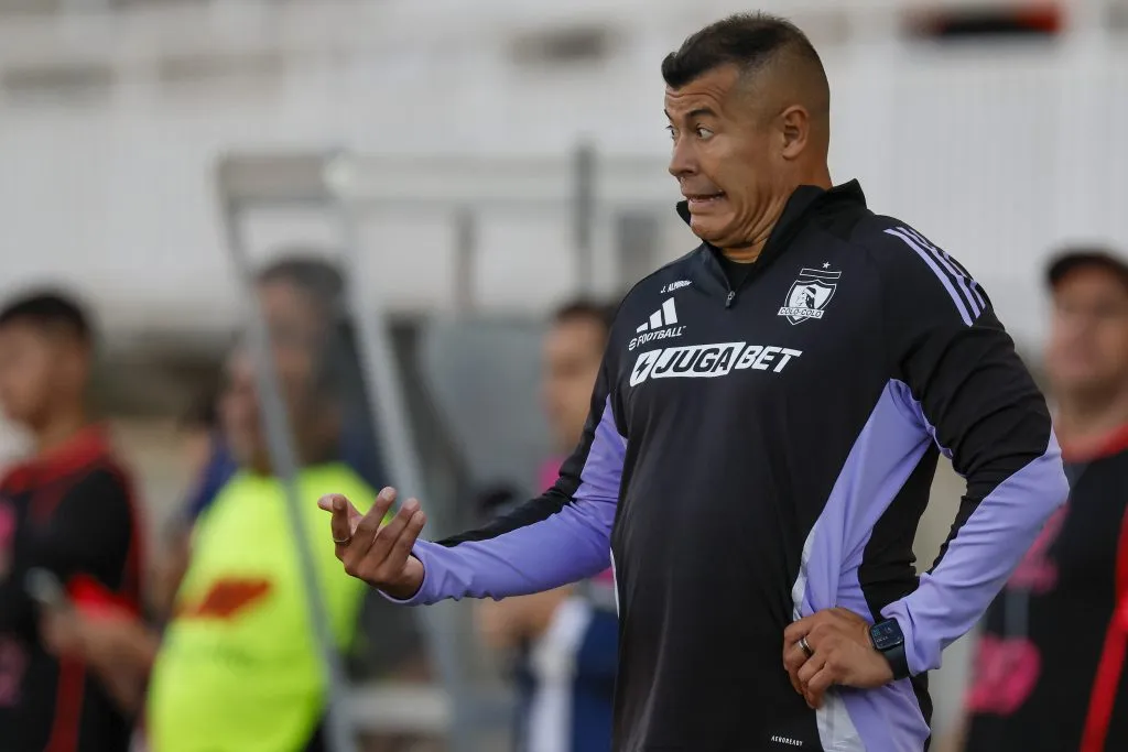 Jorge Almirón prepara el partido de Colo Colo vs Ñublense | Foto: Photosport