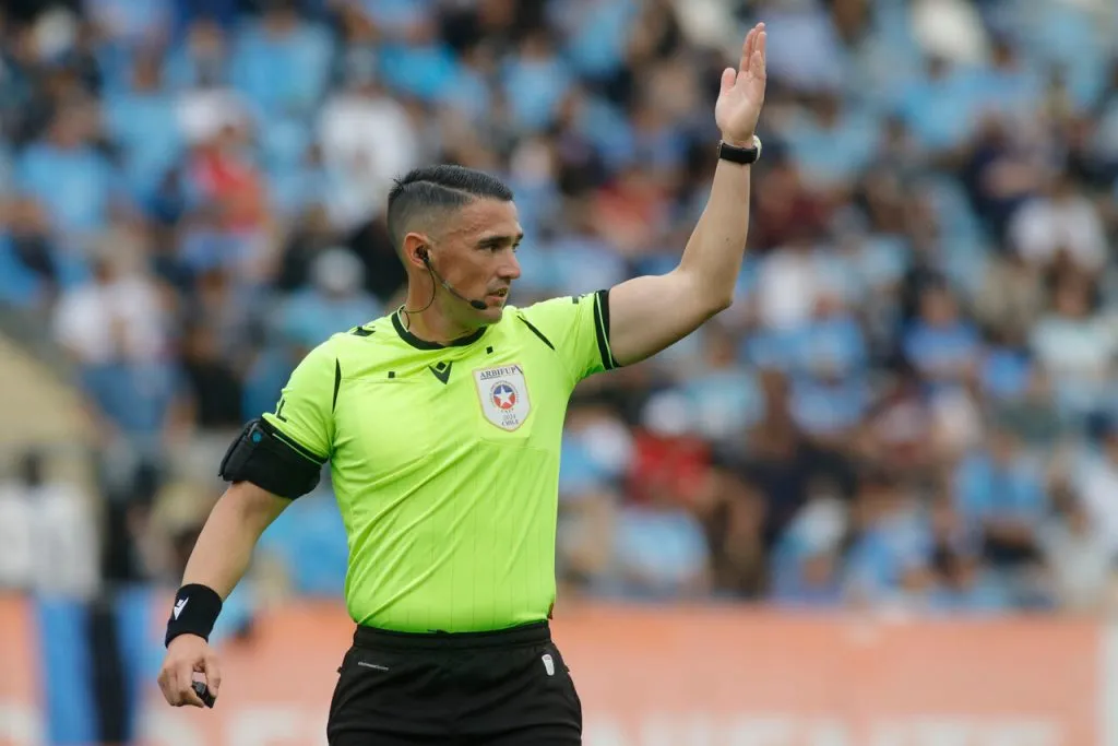 Gastón Philippe será el árbitro del Colo Colo vs Ñublense. Imagen: Jorge Loyola/Photosport