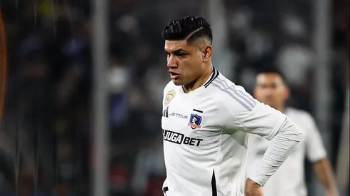 Aquino anota un golazo para darle aire y vida a Colo Colo.