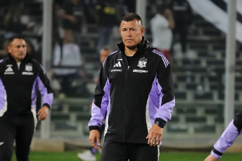 Por ahora, Jorge Almirón dirige el sábado ante Unión Española | Foto: Photosport