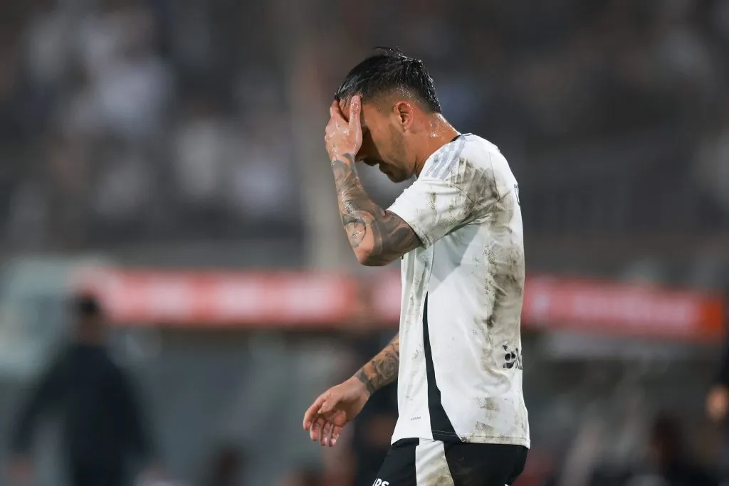 El delantero no pasa por un buen momento. (Foto: Photosport)