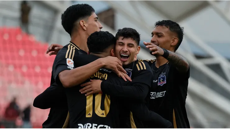 Los retornos que tendrá Colo Colo y Almirón contra Bucaramanga por Copa Libertadores.