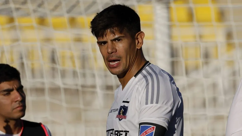 Esteban Pavez fue suplente en Colo Colo vs Bucaramanga.