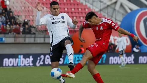 Sebastián Vegas salió lesionado en Colo Colo