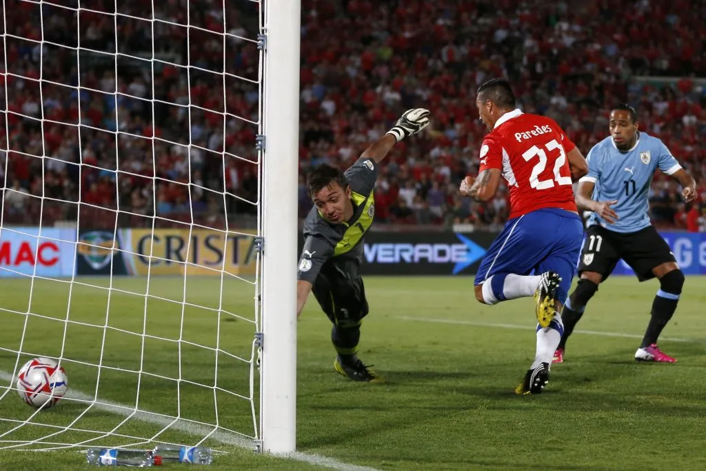 El delantero le anotó para el triunfo de Chile con Uruguay. (Foto: Photosport)