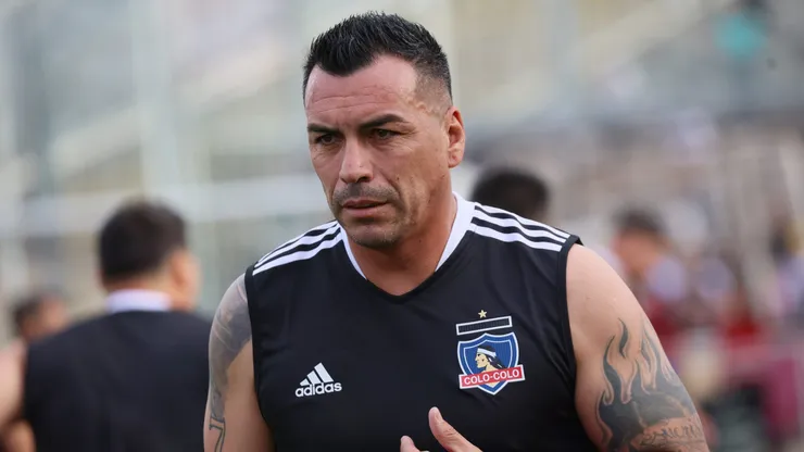 Esteban Paredes criticó a los más jóvenes de Colo Colo.