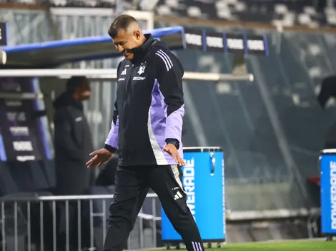 Candidato para reemplazar a Almirón en Colo Colo tiene nuevo club