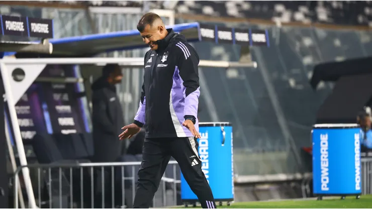Candidato para reemplazar a Almirón en Colo Colo tiene nuevo club.