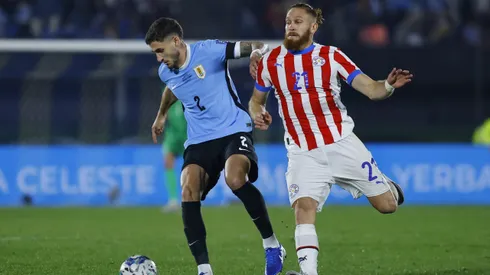 Paraguay enfrenta a Uruguay.