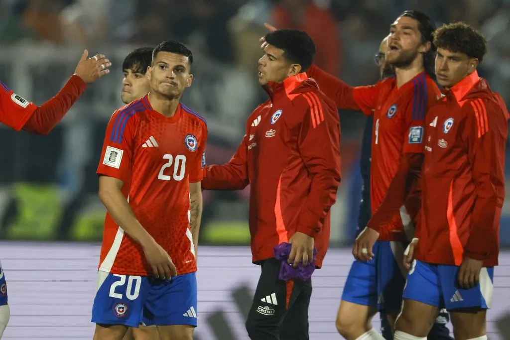 El viñamarino lamentando la derrota de la Roja. (Foto: Photosport)