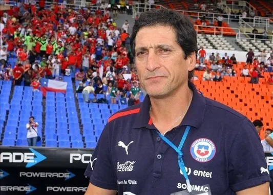 Mario Salas ya dirigió a la Sub 20 de Chile, en el exitoso proceso rumbo al Mundial de Turquía 2013.