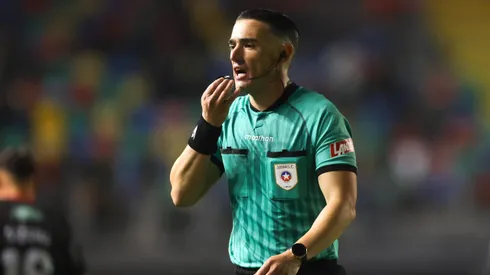 Los encargados de impartir justicia en el partido de Colo Colo vs Cobresal.