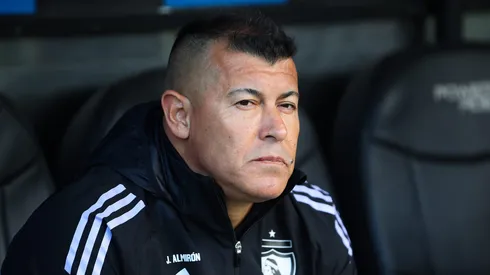 Colo Colo sigue atento por el futuro de Jorge Almirón.