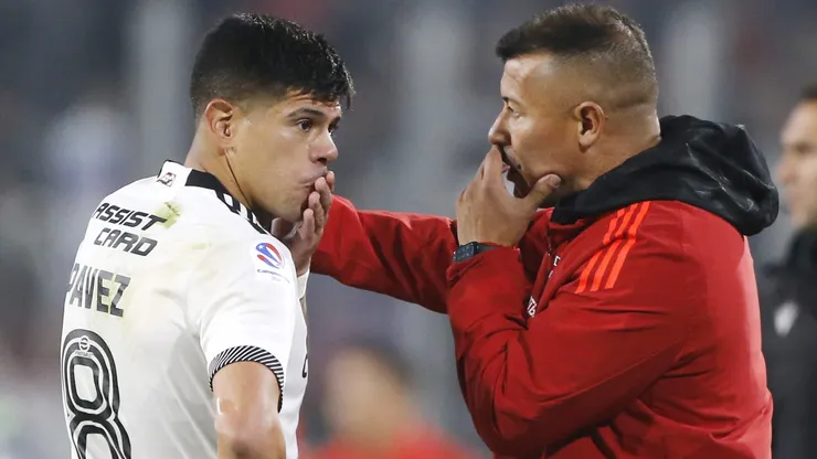 Esteban Pavez fue respaldado por Jorge Almirón.